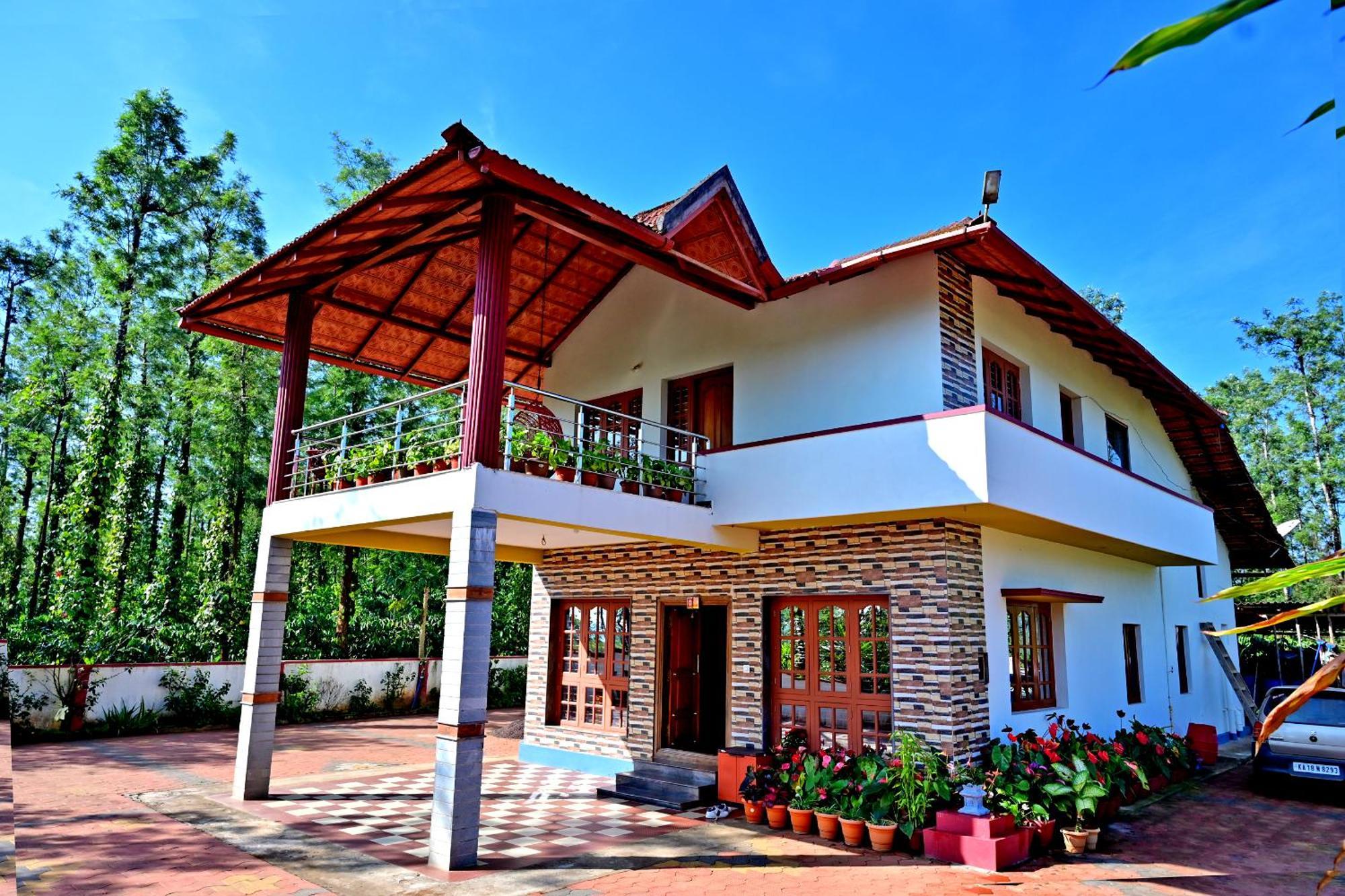 Hulihara Homestay - Full Villa, Coffee Estate & Balcony View Саклешпур Екстериор снимка
